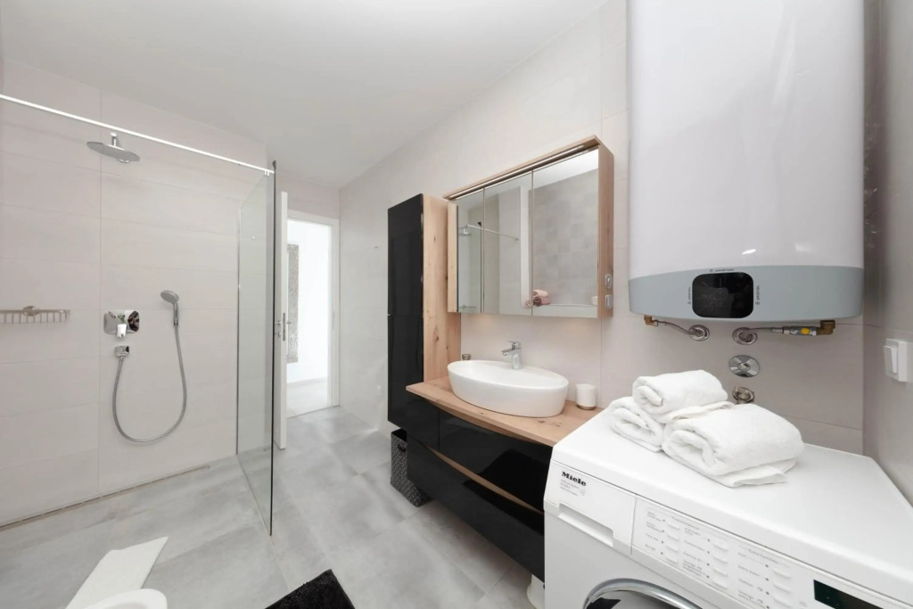Apartman Oranž