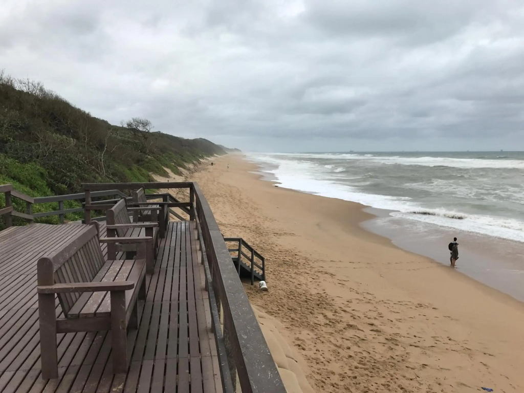 Umhlanga Beach Front 4 Sleeper