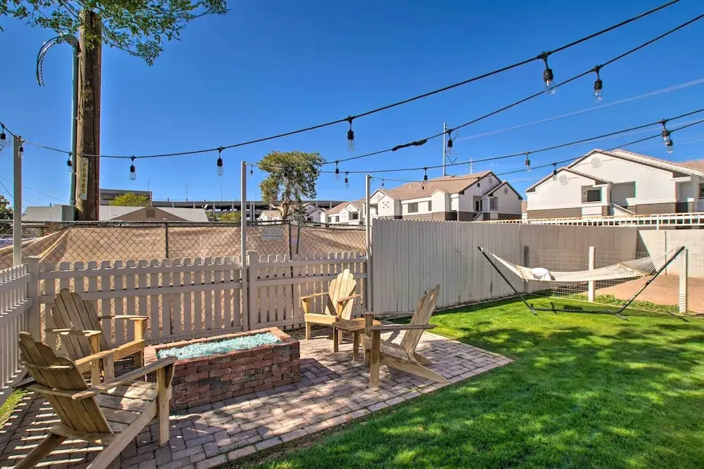 Families w/ Pets Welcome! Dtwn Gilbert Retreat