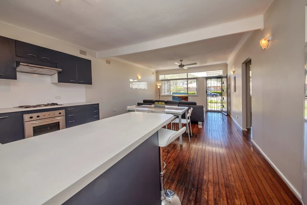 Shoalz, 28 Rigney Street