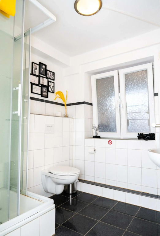 Spacious Apartment in urban location