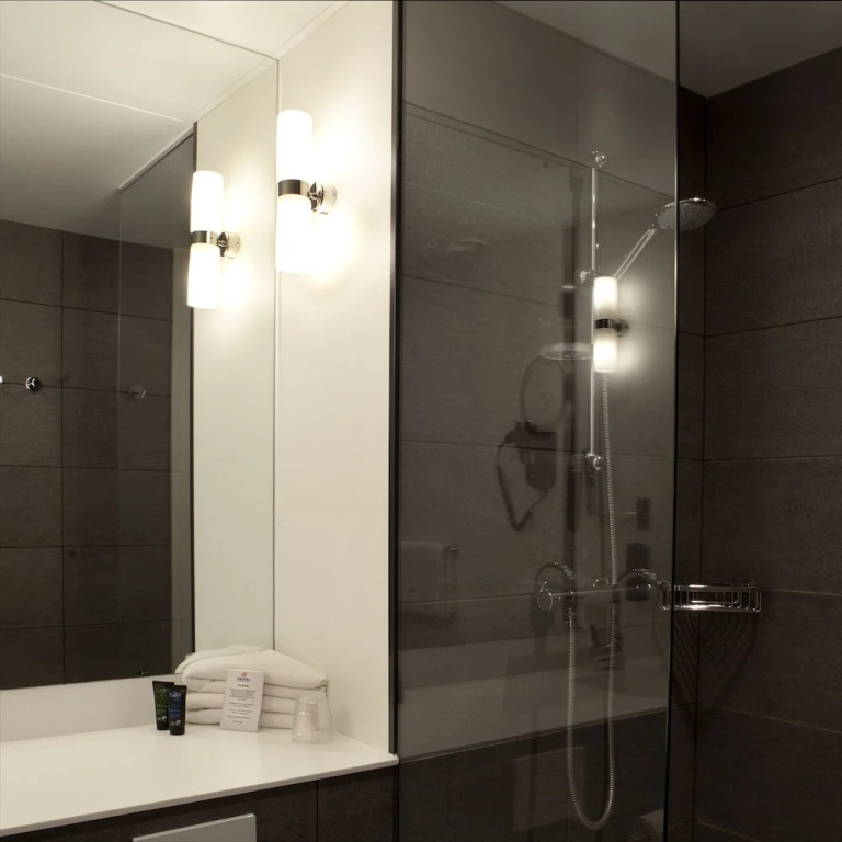 Skotel Amsterdam, Hotelschool The Hague