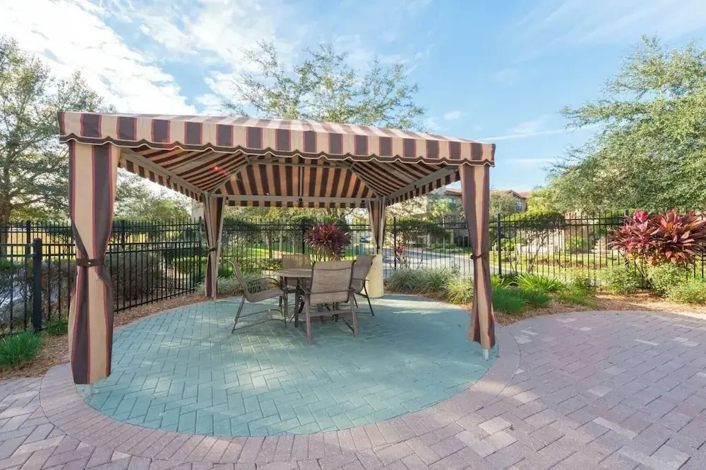 Bright 3BR Resort Condo Near Disney + Pools