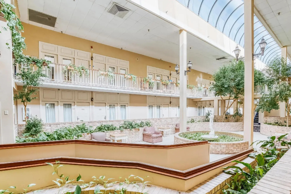 OYO Hotel Monroe LA I-20