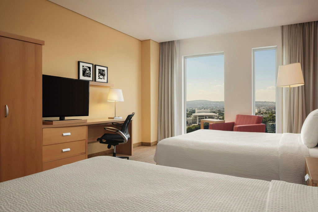 Courtyard by Marriott Leon at The Poliforum
