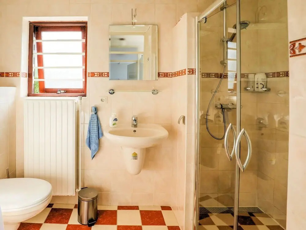 Well Equipped Holiday Home in Nieuwvliet Near the Beach