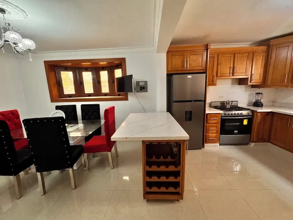 Enjoy Huge 4 Bedrooms and 3 Bathrooms