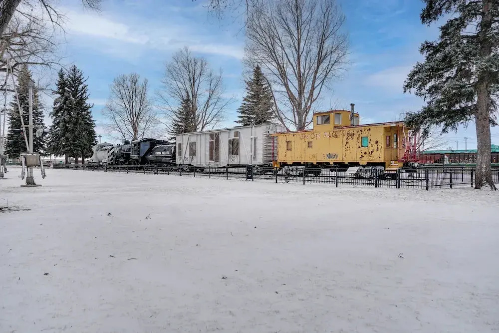 Vintage Downtown Laramie Apartment w/ Deck!