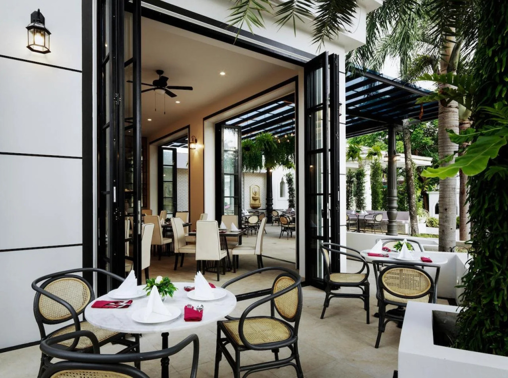 Chanalai Romantica Resort