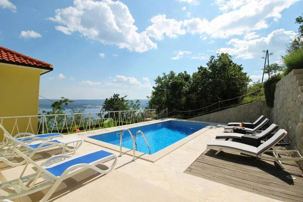 Villa Maruncela with sea and island views, 5 bedrooms, private pool, gym