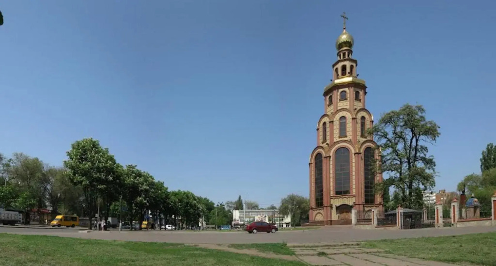 KR Apartments on Metalurhiv 27