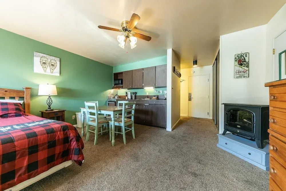 224 Bldg B 1 Bedroom Condo