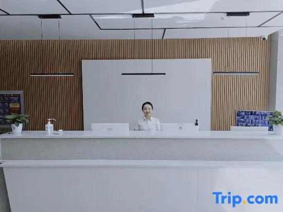 Shangyou Business Hotel (Taiyuan Zhonglou Street Railway Station)