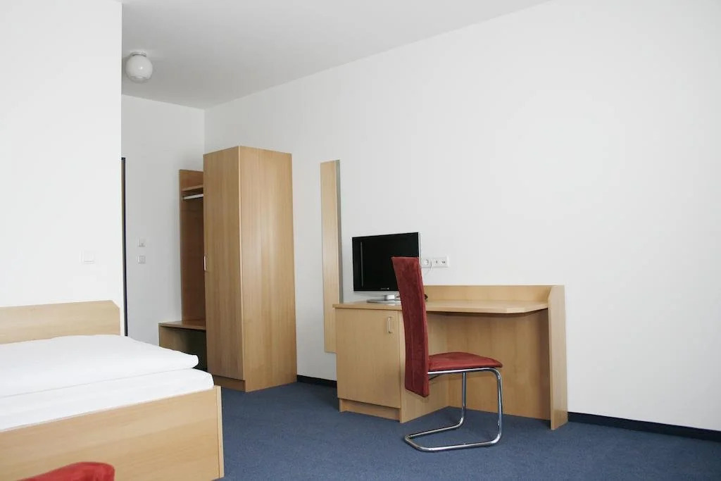 G&K Hotel