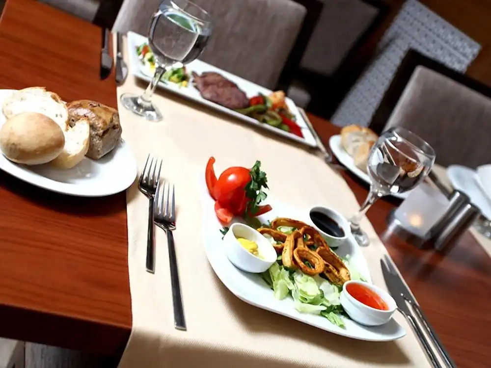 Pietra Hotel
