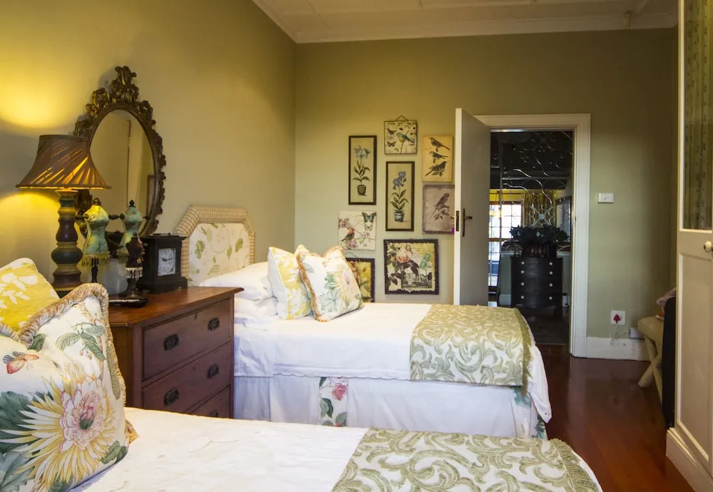Holland House B&B