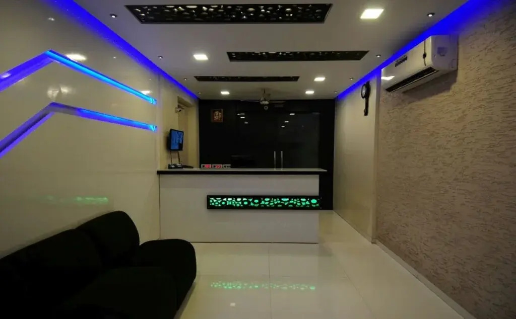 Hotel Maskan, Surat