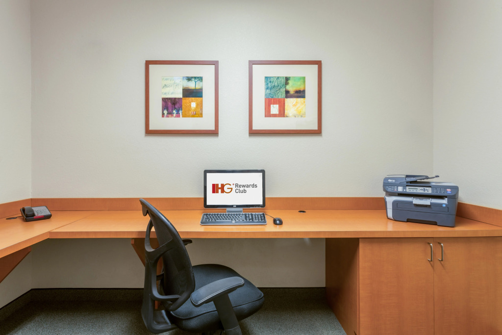 Candlewood Suites Nogales by IHG