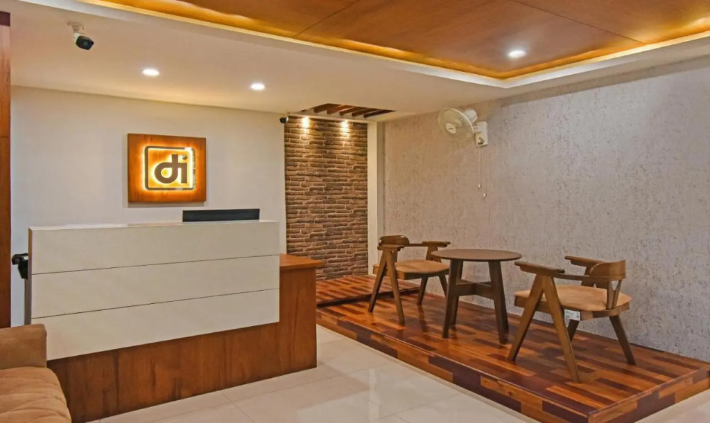 Itsy Hotels Deluxe Inn