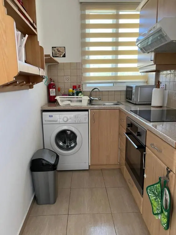 Sea view 1bed apartment with pool in Peyia B15