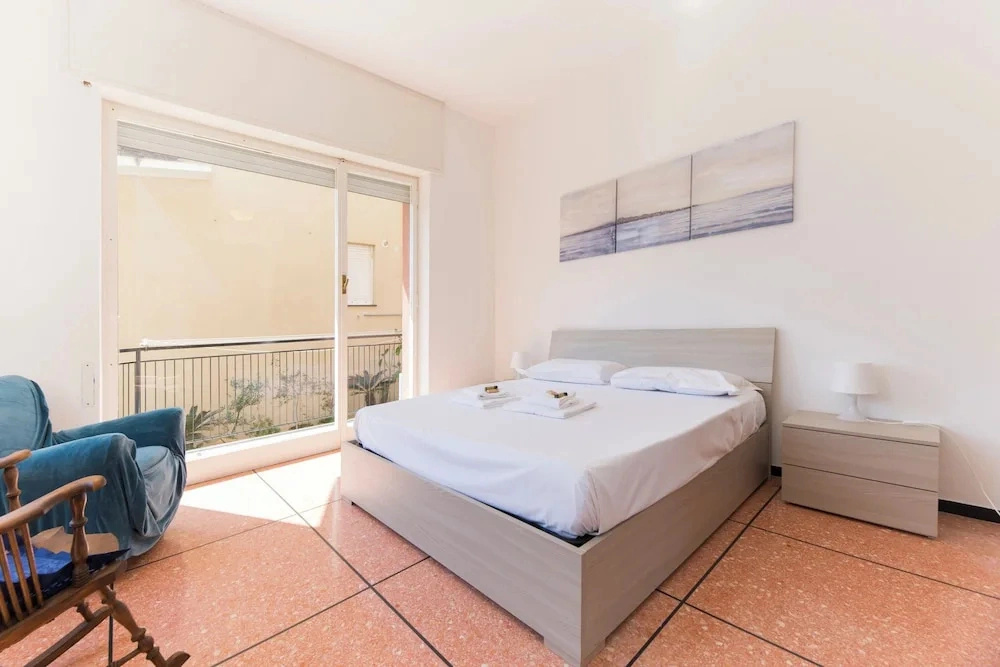 Pesto Home Holiday