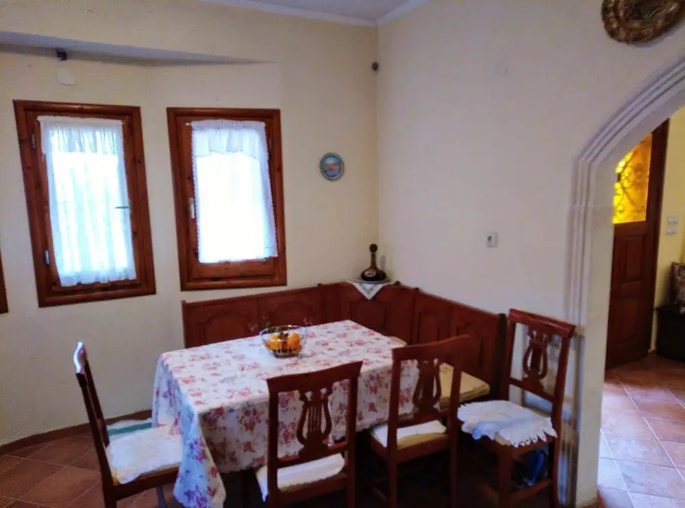 House with 2 Bedrooms in Agios Mattheos, with Enclosed Garden And Wifi - 5 Km From the Beach