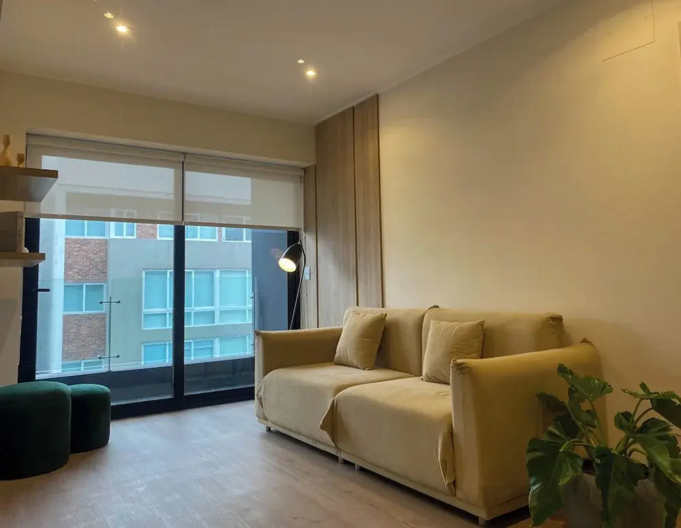 Liven Suites Near Malecon in Miraflores by Wynwood House