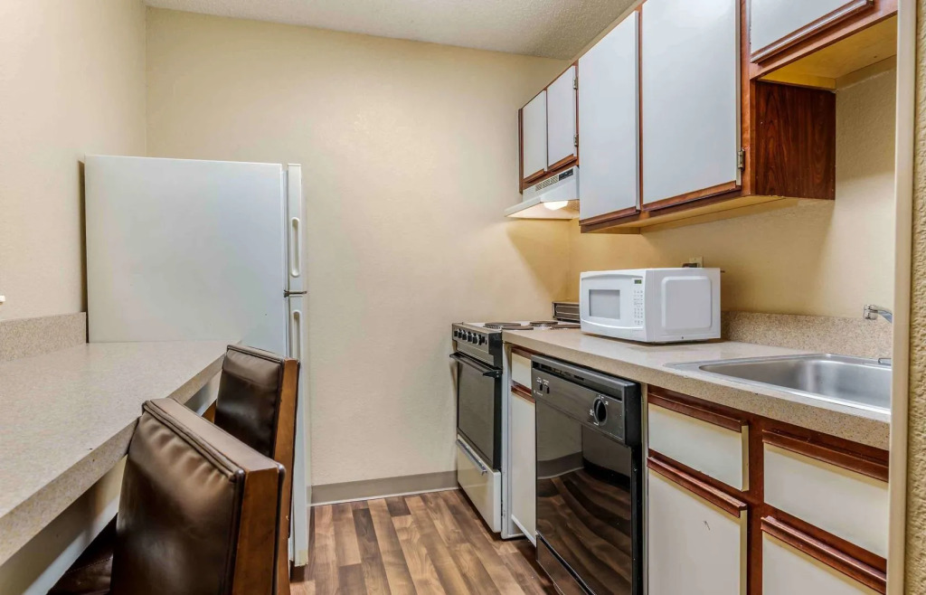 Extended Stay America Suites - Evansville - East