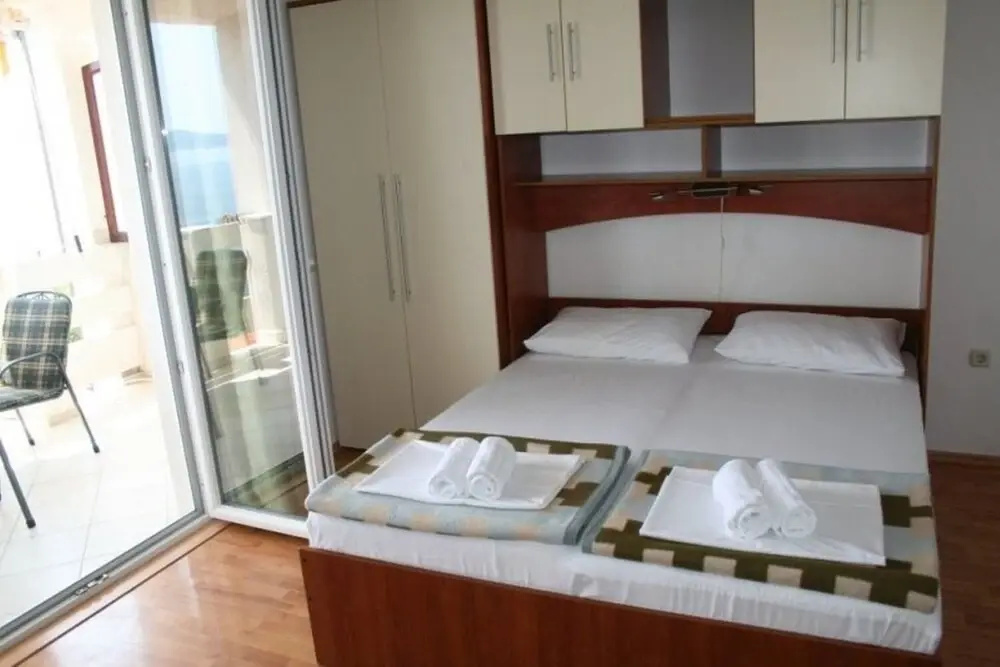 Apartments Ivo