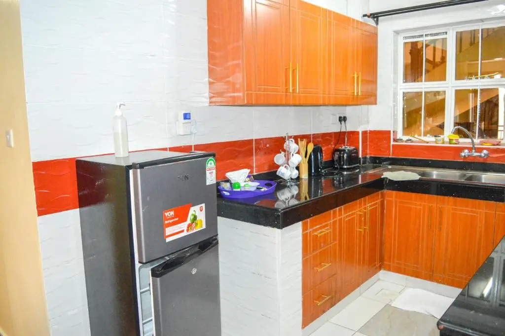 Roma Stays - Prestigious Lifestyle 2 bedroom all ensuite Opp Garden City Mall