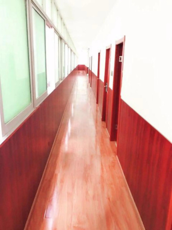 Sanjiang Hotel (Chuhe Hanjie Metro Station Provincial Museum)