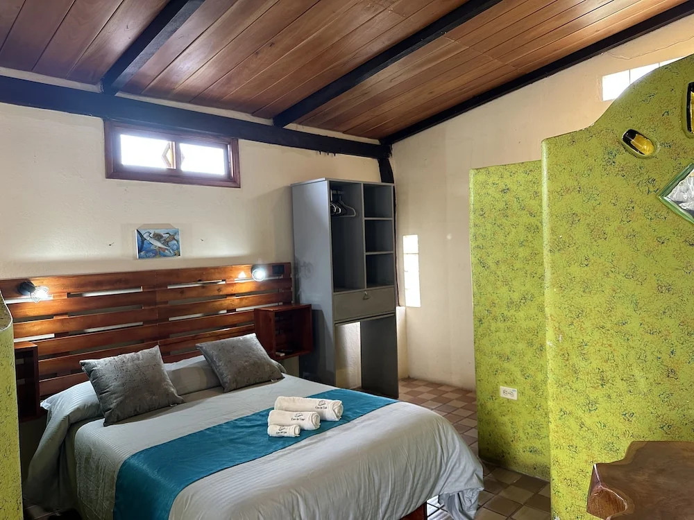 Casa del Lago Lodging House
