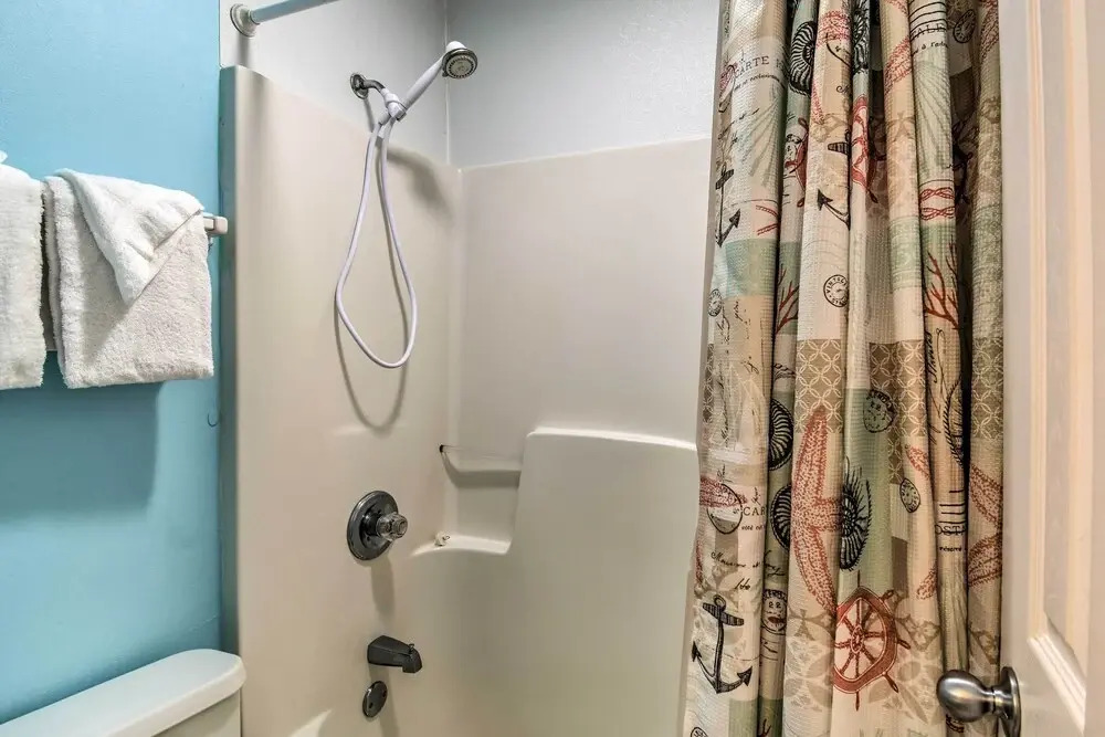 Gulf Shores Beach Condo w/ Community Pool!
