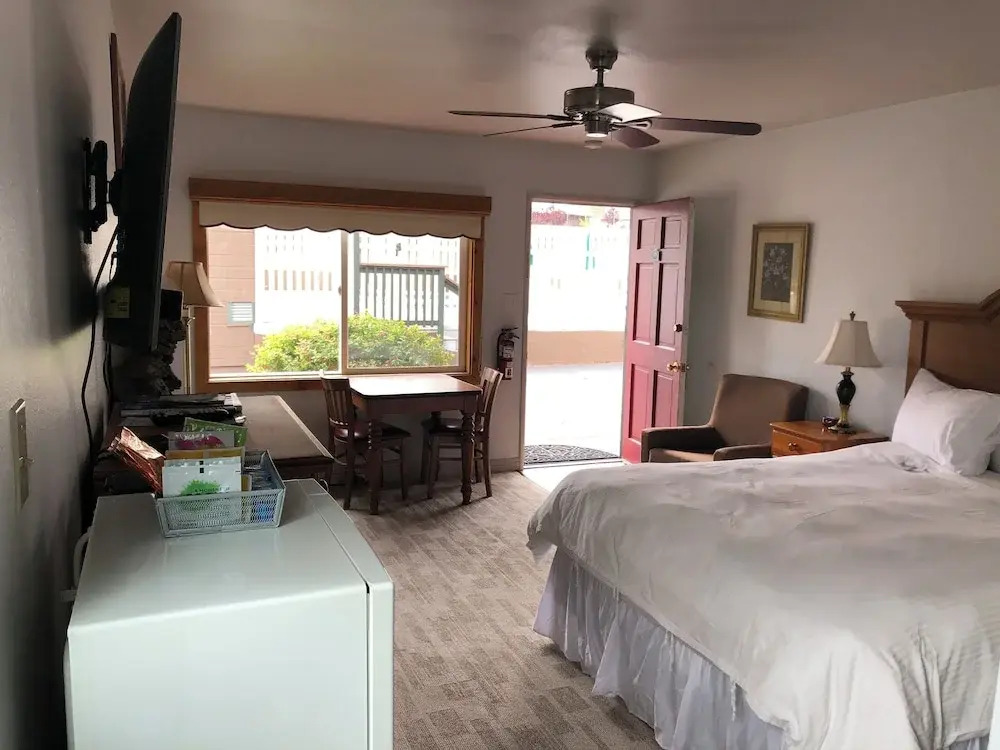 Bay Meadows Resort