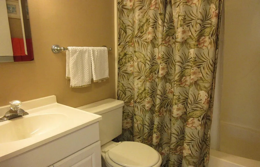 Estero Sands 103 2 Bedrooms 2 Bathrooms Condo