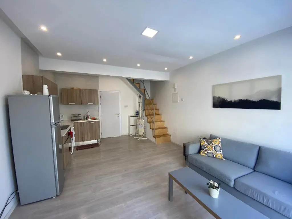 1-bedroom duplex 100m by the sea