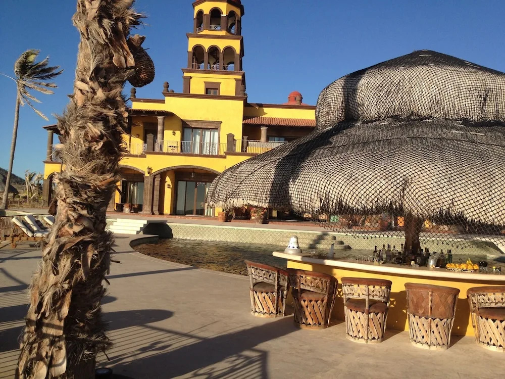 Hacienda Cerritos