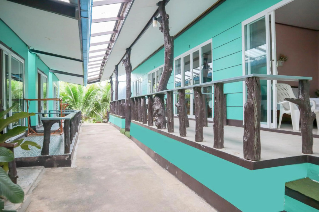 Lanta Wild Beach Resort