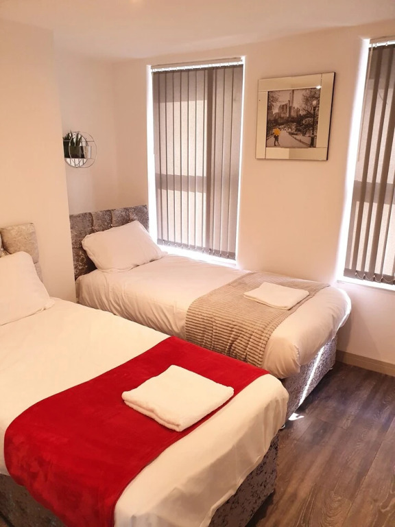 Deluxe Three bed Suite in Liverpool City Center