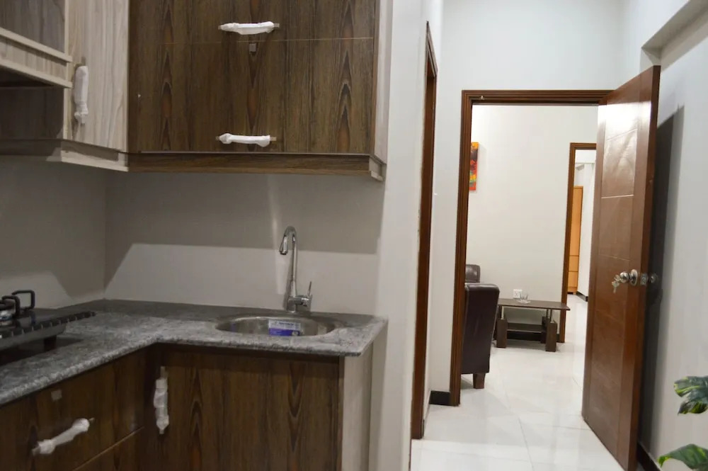 1 Bedroom Apartment, Netflix, Sea View