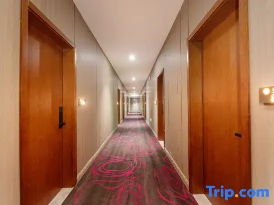 WG ELEGANT HOTEL(Zhangjiagang Jiyang Lake Branch)