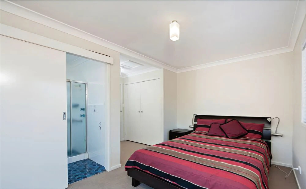 Little Beach House, 8 Mistral Close