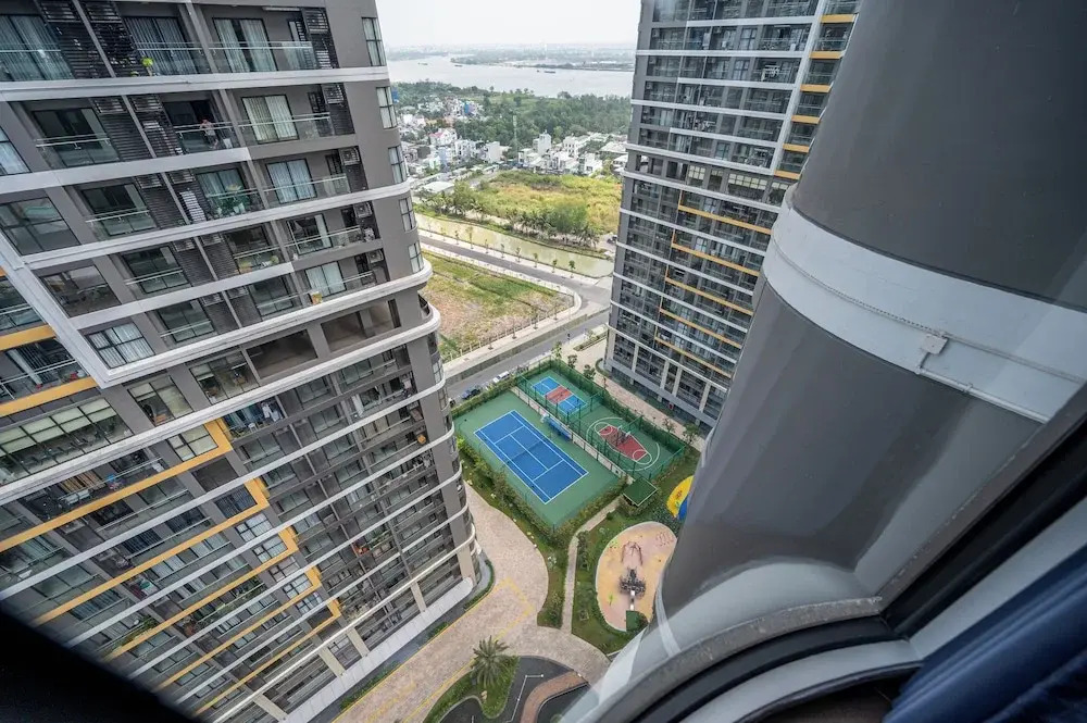 LA Nest 2 Bedrooms The Beverly - Vincom