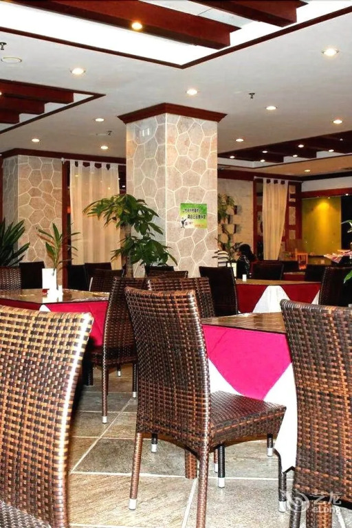 Sanya Great East Sea Junting Hotel