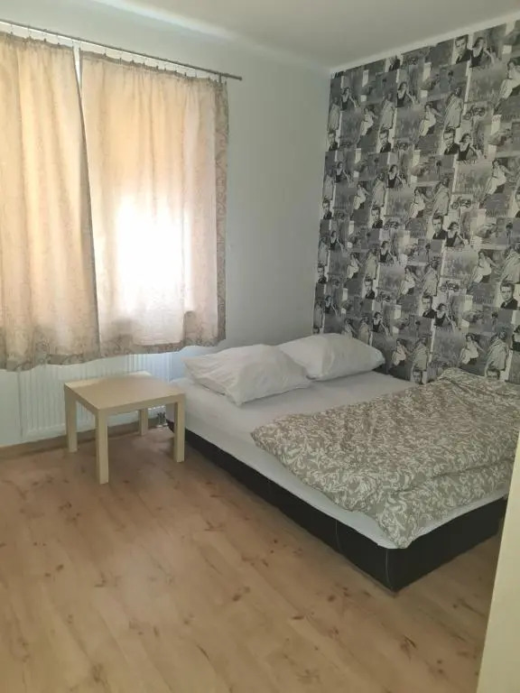 Apartament z garażem podziemnym - Augustowska