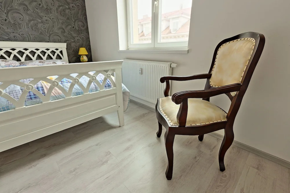 JR Flat Rental