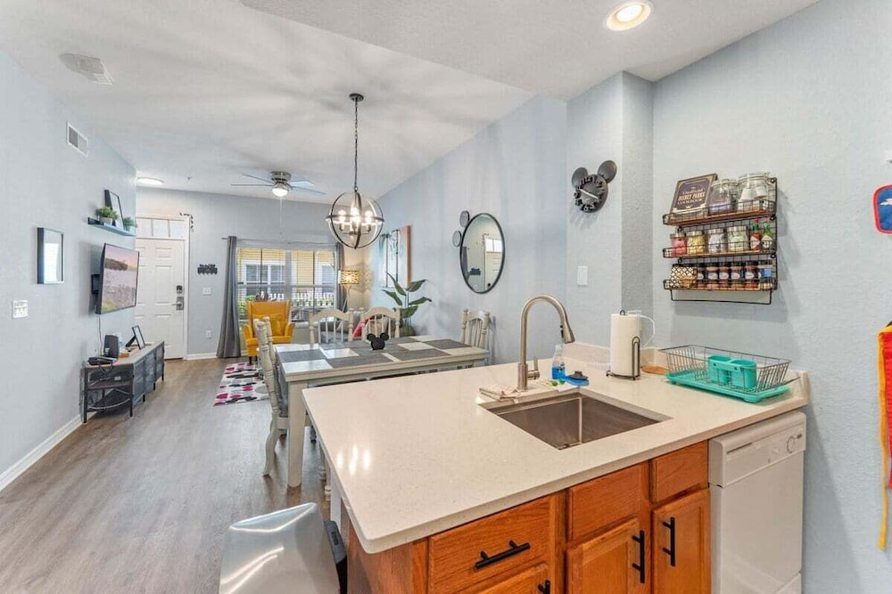 4005 SAN Sabastian Drive 3bed