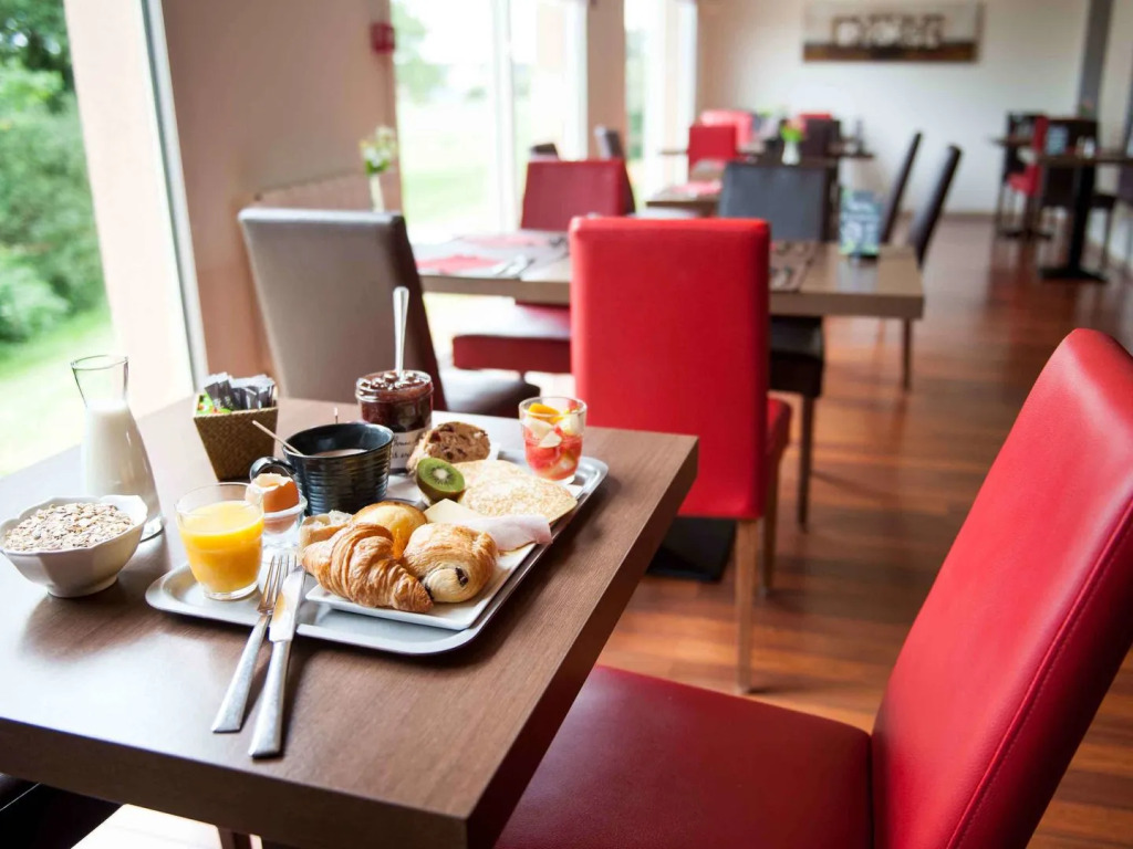 ibis Avallon