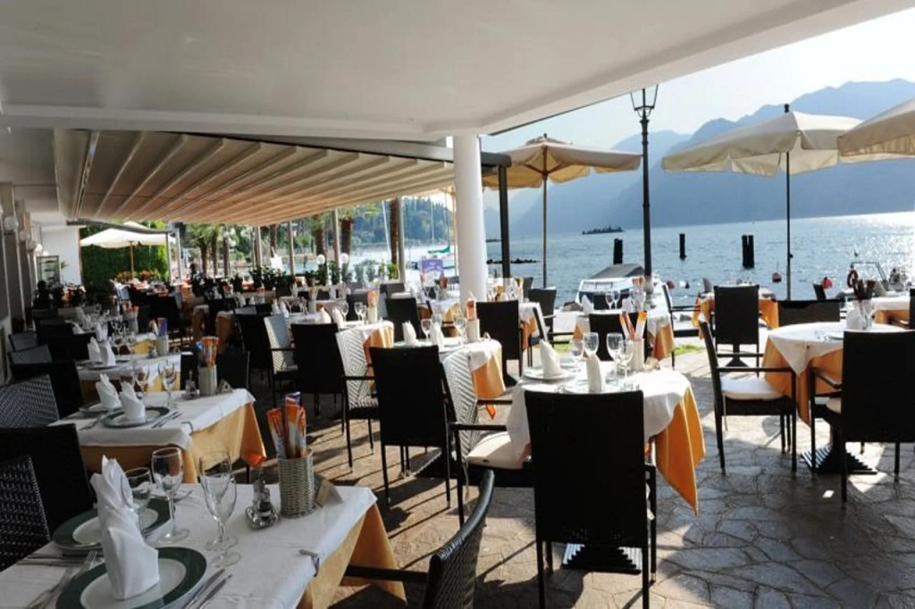 Hotel Excelsior Bay