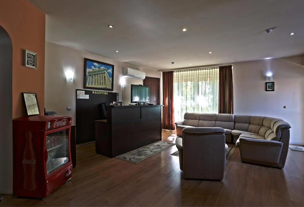 Acropolis Hotel